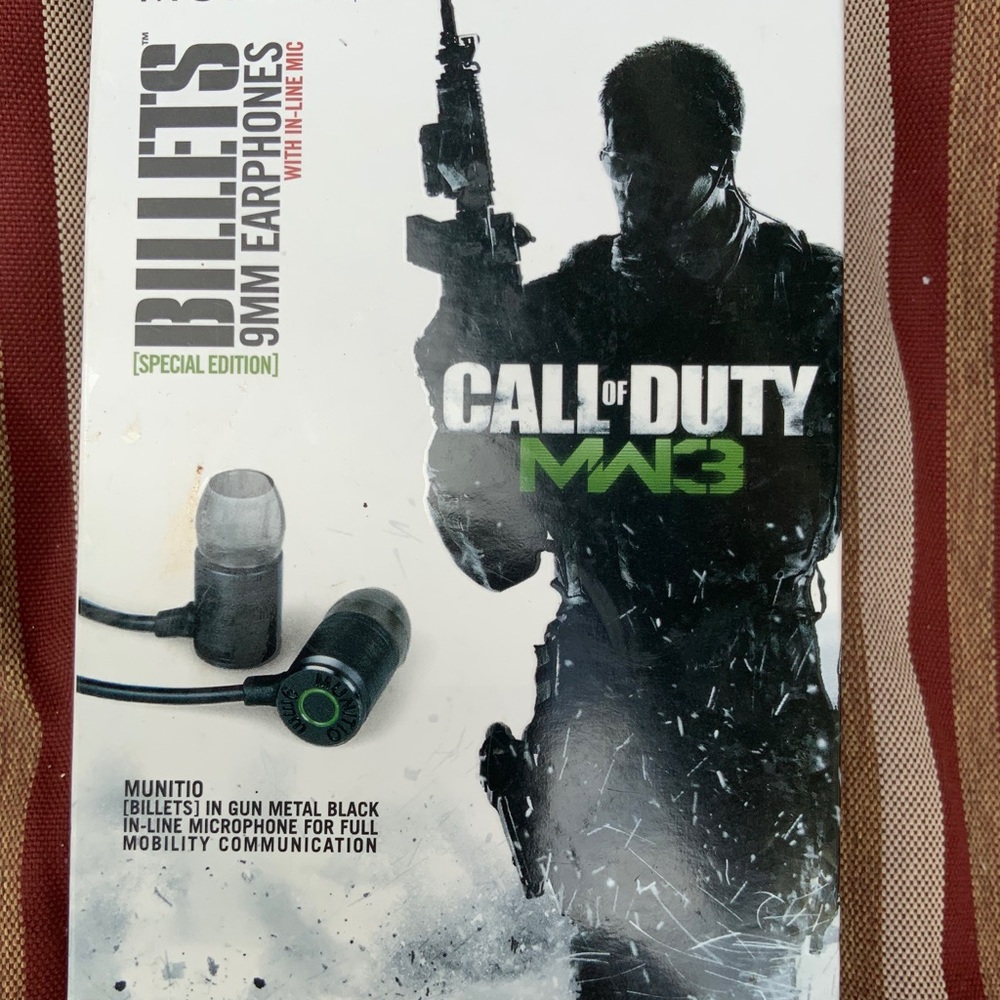 COD MW3 Billets 9mm earphones